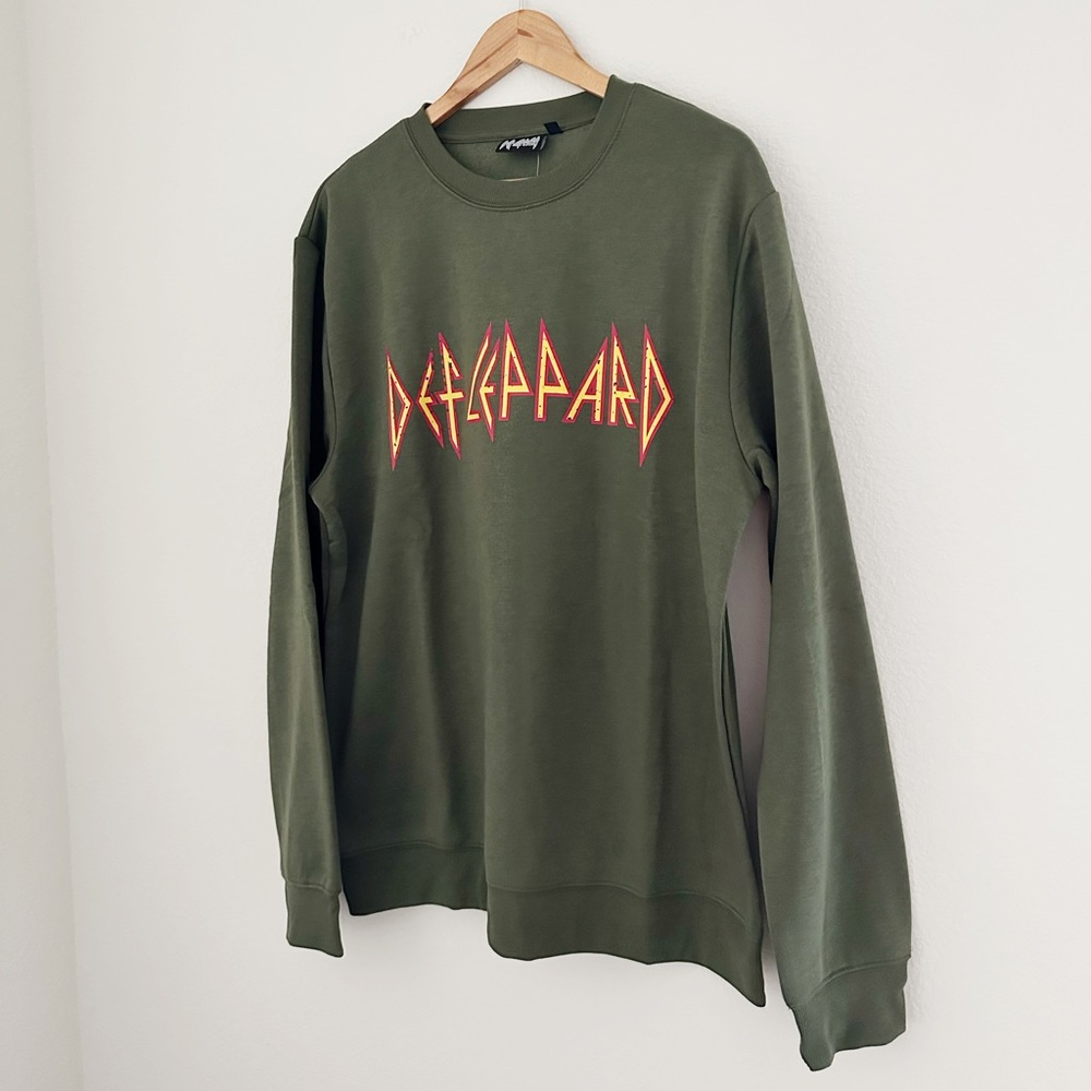 NEW Def Leppard Pullover Sweatshirt - Picture 2 of 5